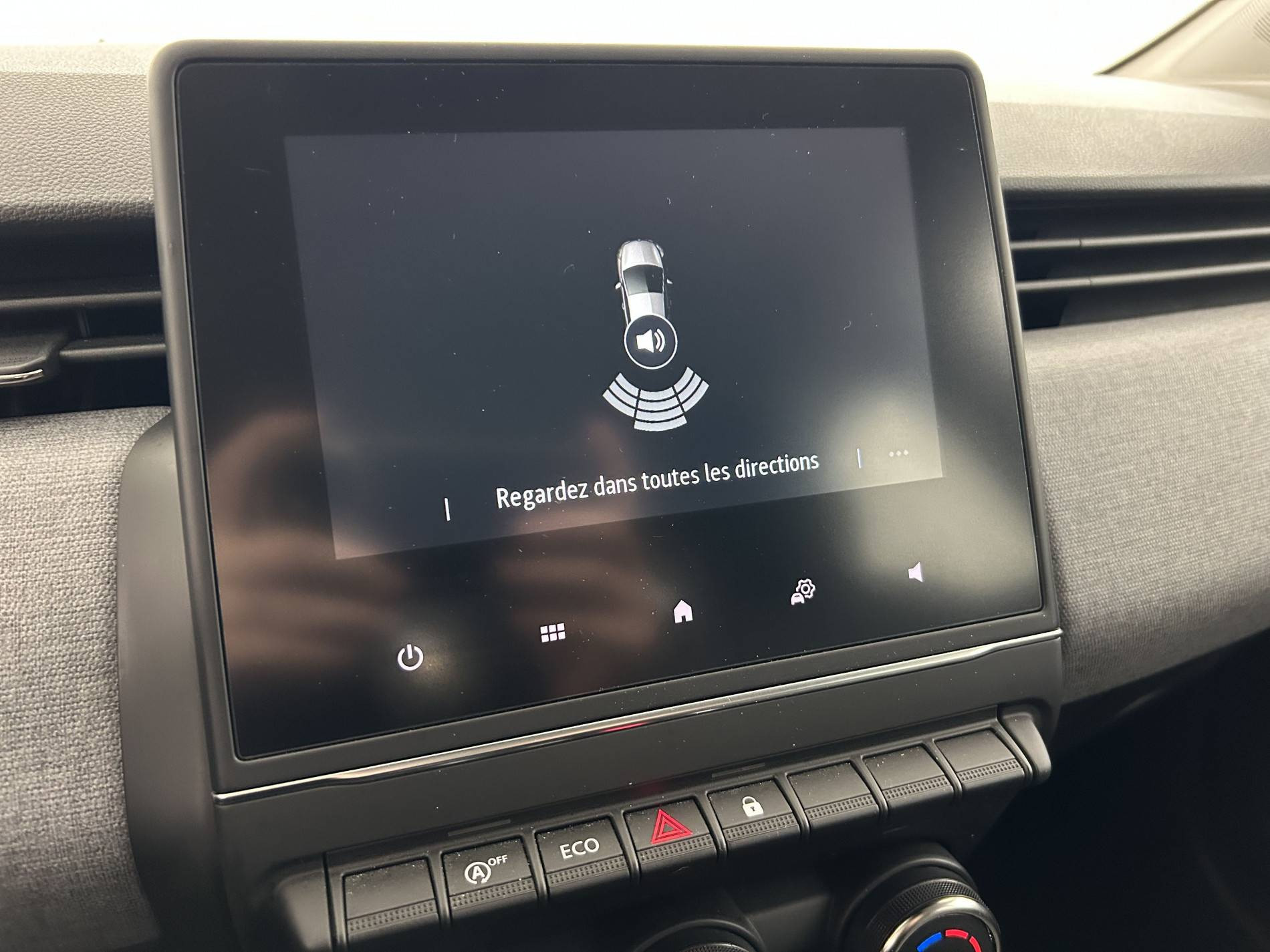 Vente en ligne Renault Clio 5 Clio TCe 90 au prix de 16 390 €