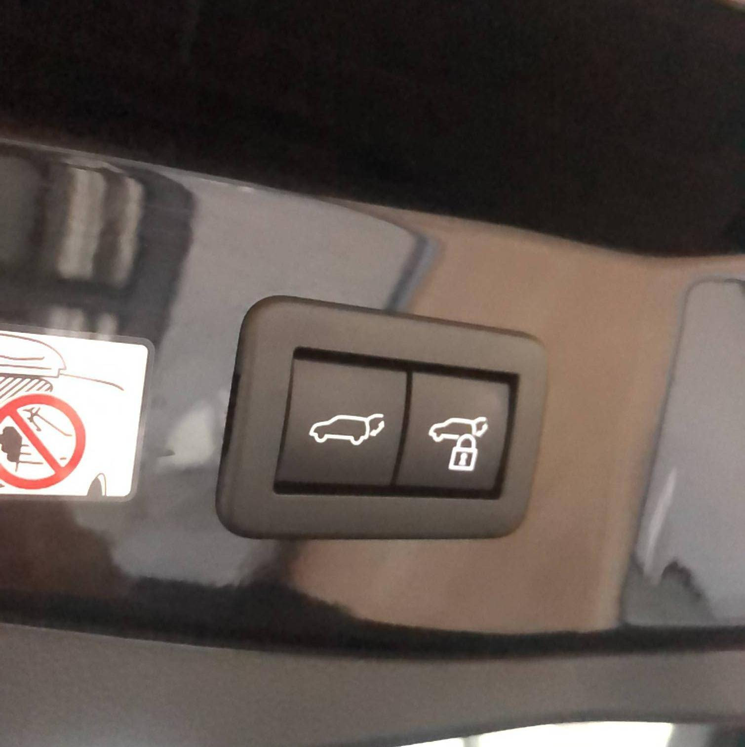 Vente en ligne Toyota C-HR  Hybride 200 AWD-i au prix de 33 990 €