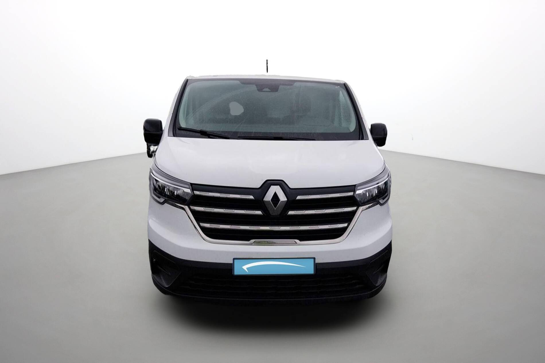 Vente en ligne Renault Trafic 3 Fourgon TRAFIC FGN L2H1 3000 KG BLUE DCI 130 au prix de 22 490 €