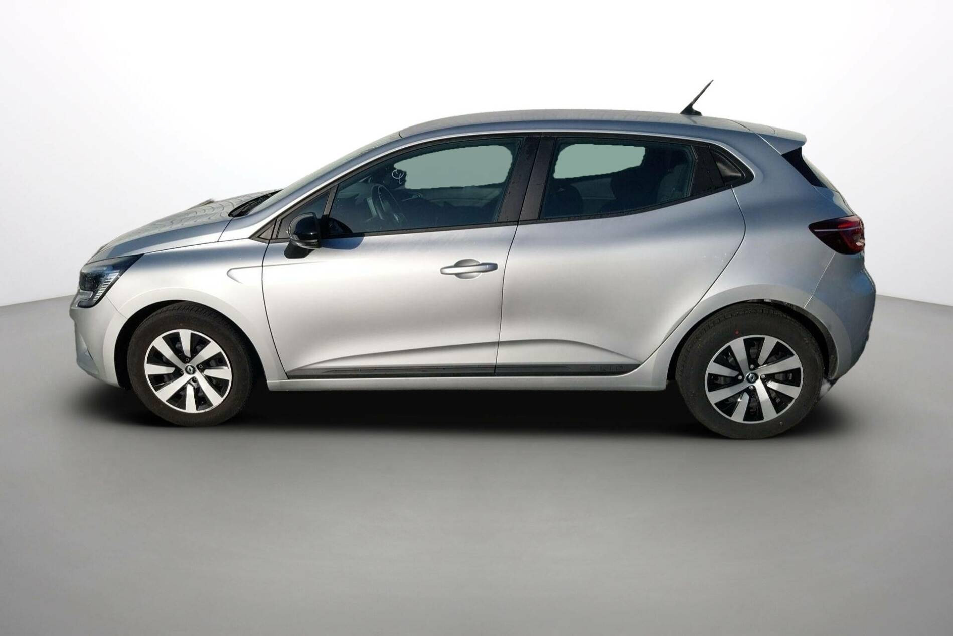 Vente en ligne Renault Clio 5 Clio TCe 90 au prix de 13 990 €