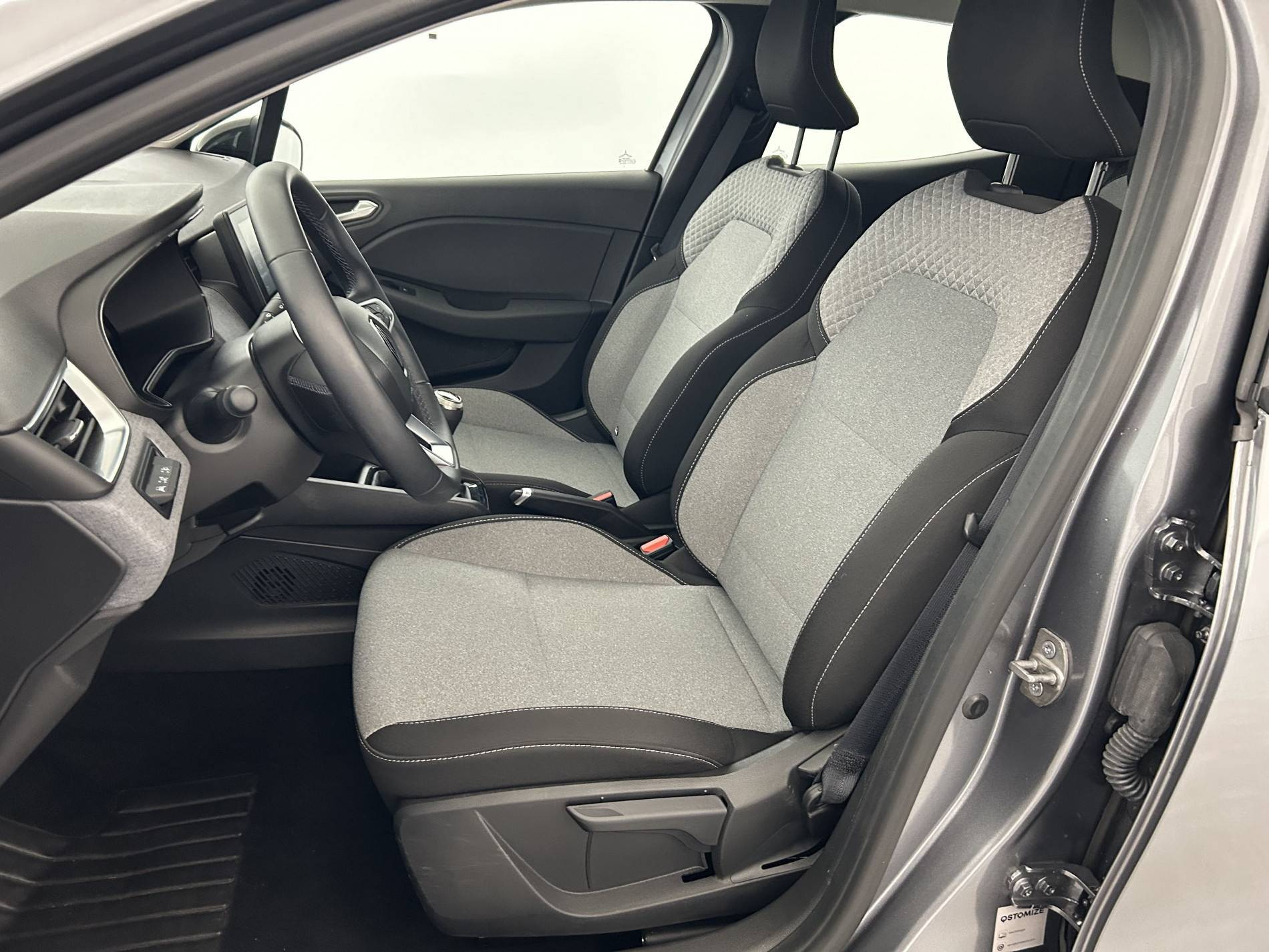 Vente en ligne Renault Clio 5 Clio TCe 90 au prix de 16 490 €