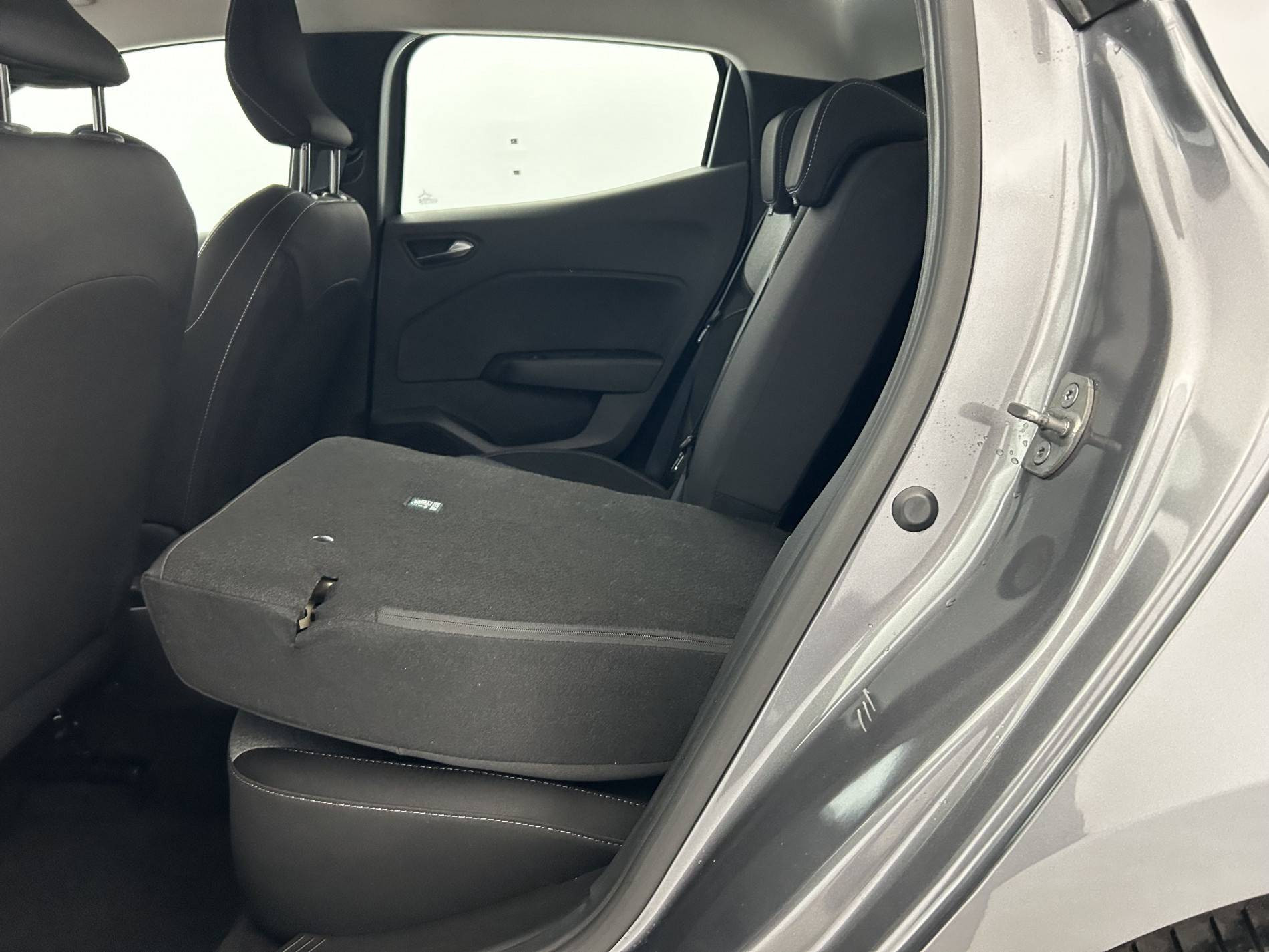 Vente en ligne Renault Clio 5 Clio TCe 90 au prix de 16 490 €