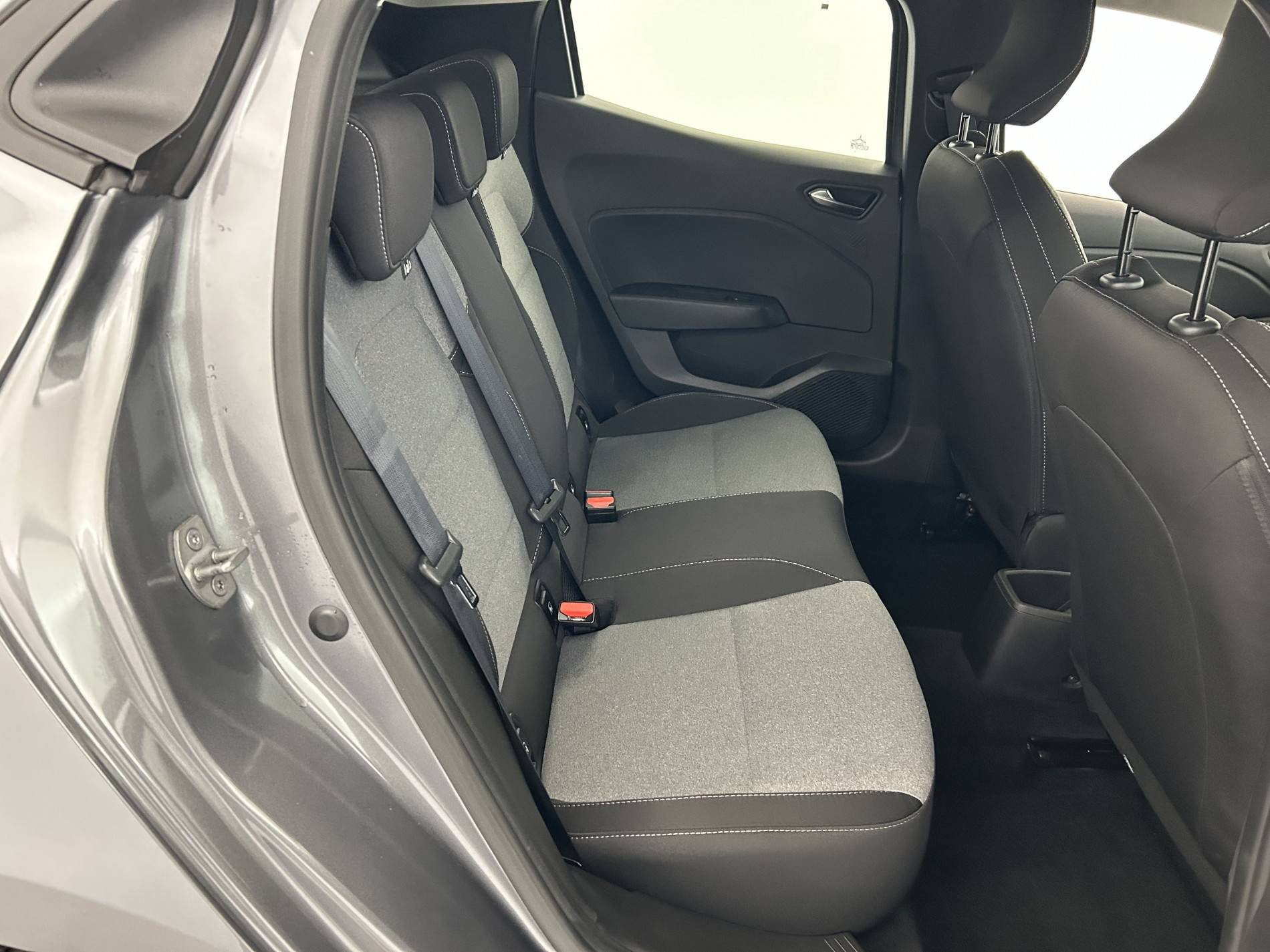 Vente en ligne Renault Clio 5 Clio TCe 90 au prix de 16 490 €