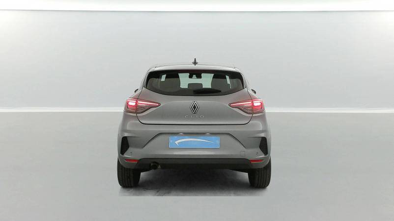 Vente en ligne Renault Clio 5 Clio TCe 90 au prix de 15 990 €