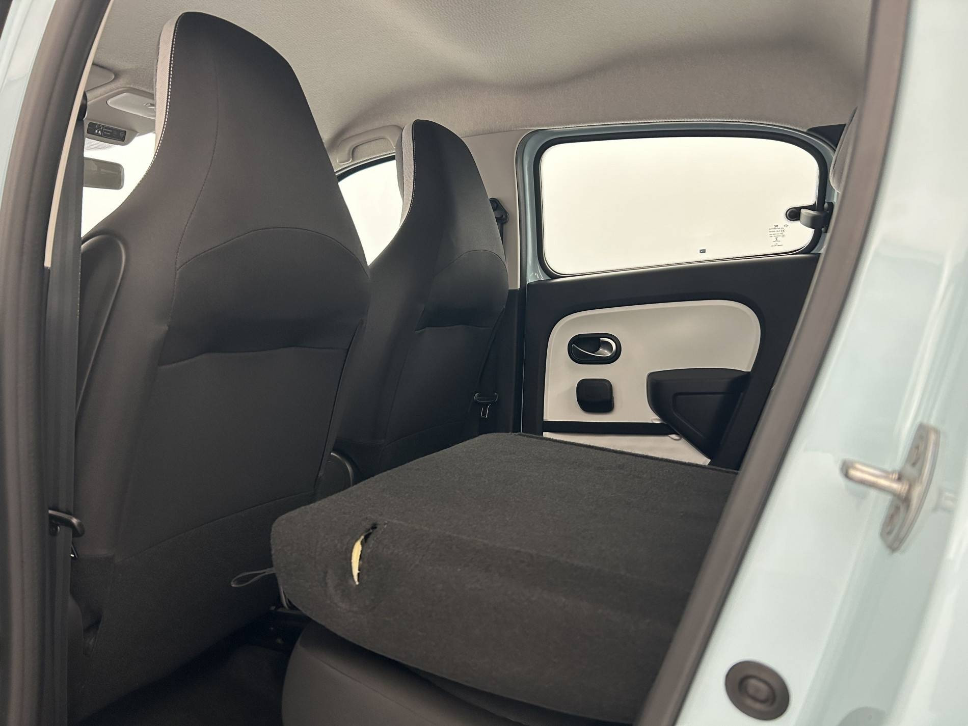 Vente en ligne Renault Twingo Electrique Twingo III E-Tech au prix de 11 990 €