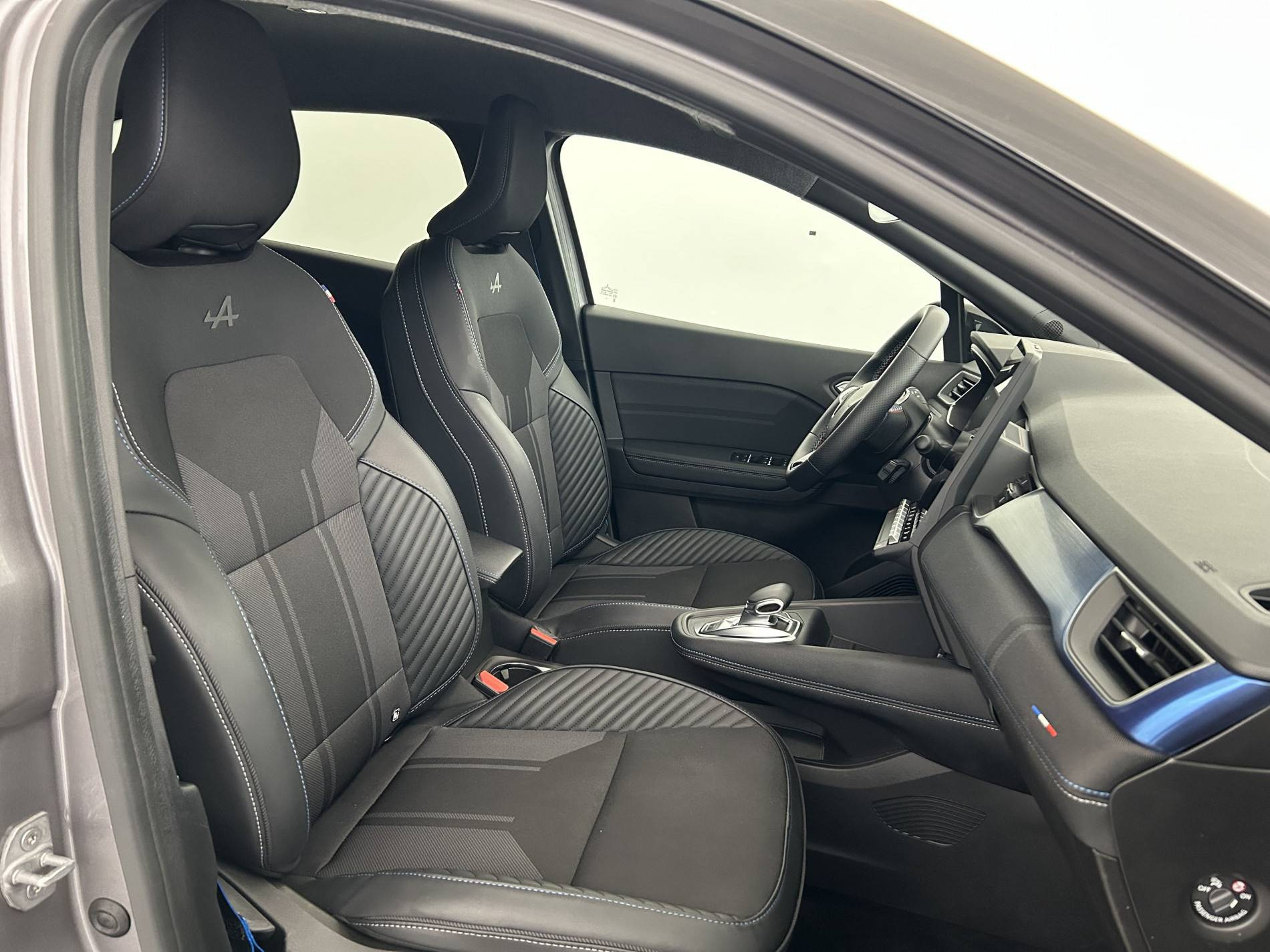 Vente en ligne Renault Captur  E-Tech full hybrid 145 ch au prix de 28 890 €