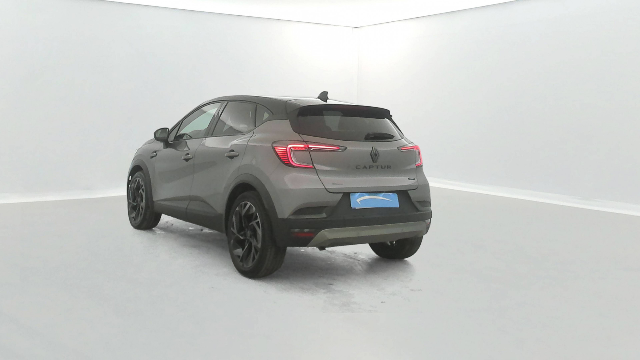 Vente en ligne Renault Captur  E-Tech full hybrid 145 ch au prix de 28 890 €