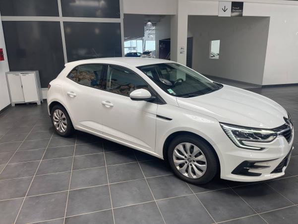 Vente en ligne Renault Megane 4 Mégane IV Berline Blue dCi 115 au prix de 15 290 €