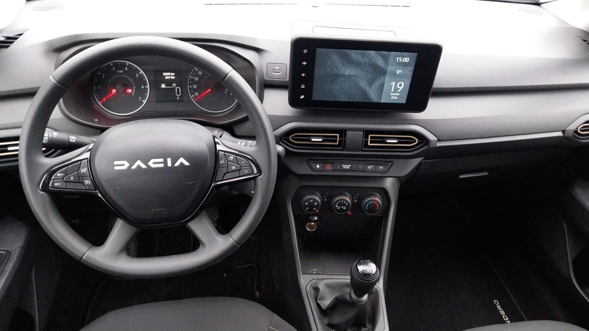 Vente en ligne Dacia Sandero  ECO-G 100 au prix de 14 890 €