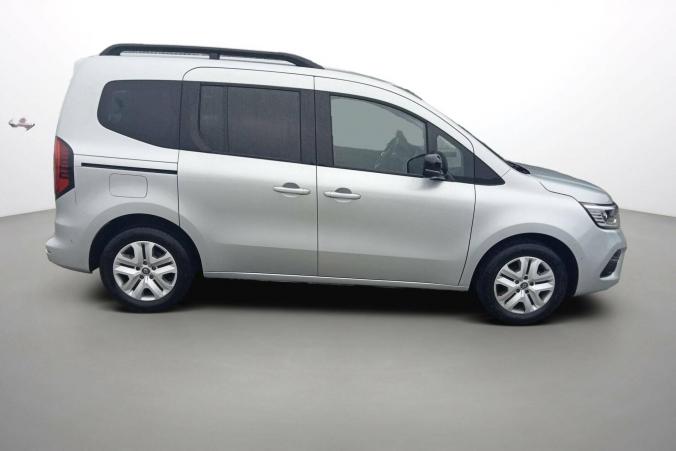 Vente en ligne Renault Kangoo  Blue dCi 95 au prix de 22 970 €