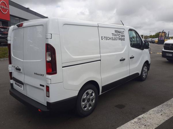 Vente en ligne Renault Trafic Van E-Tech TRAFIC E-TECH ELECTRIQUE FGN L1H1 3T AC22 au prix de 40 224 €