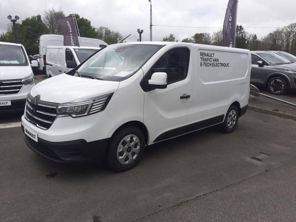 Vente en ligne Renault Trafic Van E-Tech TRAFIC E-TECH ELECTRIQUE FGN L1H1 3T AC22 au prix de 40 224 €