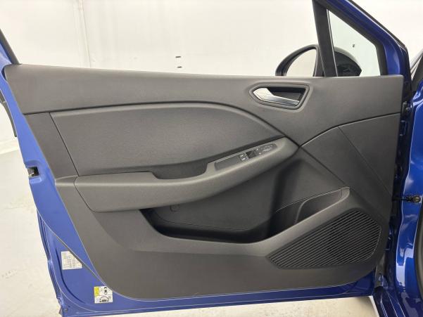 Vente en ligne Renault Clio 5 Clio TCe 90 au prix de 15 470 €
