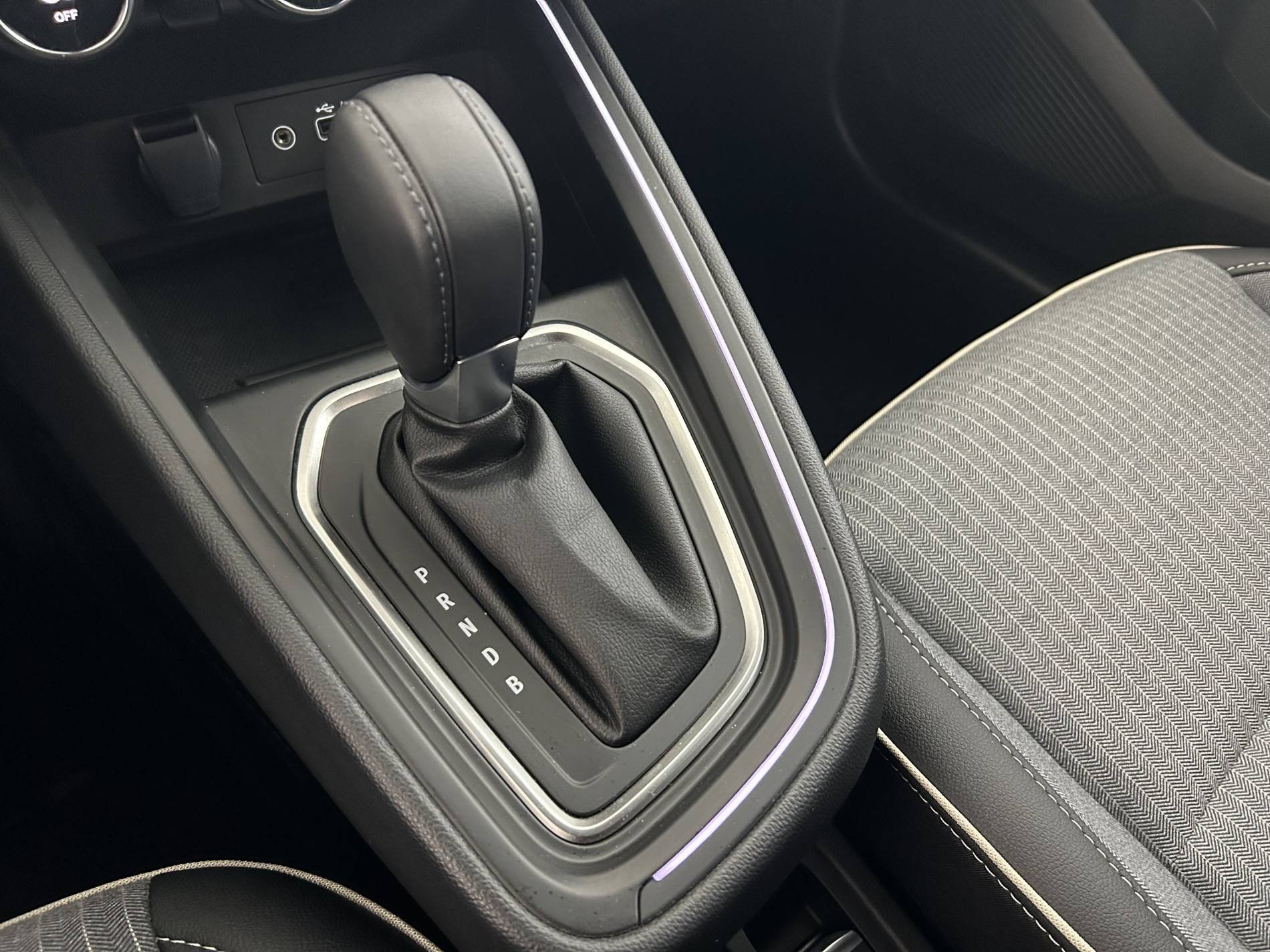 Vente en ligne Renault Clio 5 Clio E-Tech full hybrid 145 ch GSR2 au prix de 21 990 €