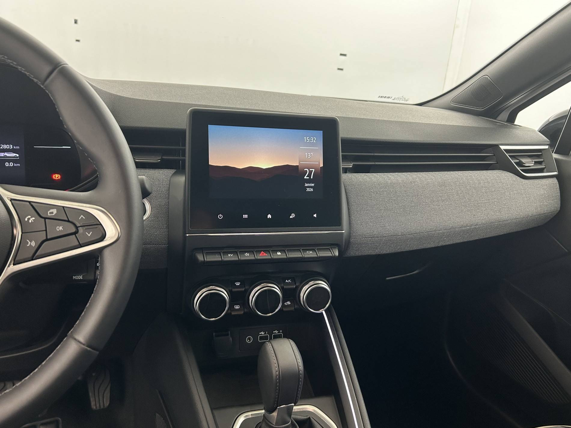 Vente en ligne Renault Clio 5 Clio E-Tech full hybrid 145 ch GSR2 au prix de 21 990 €