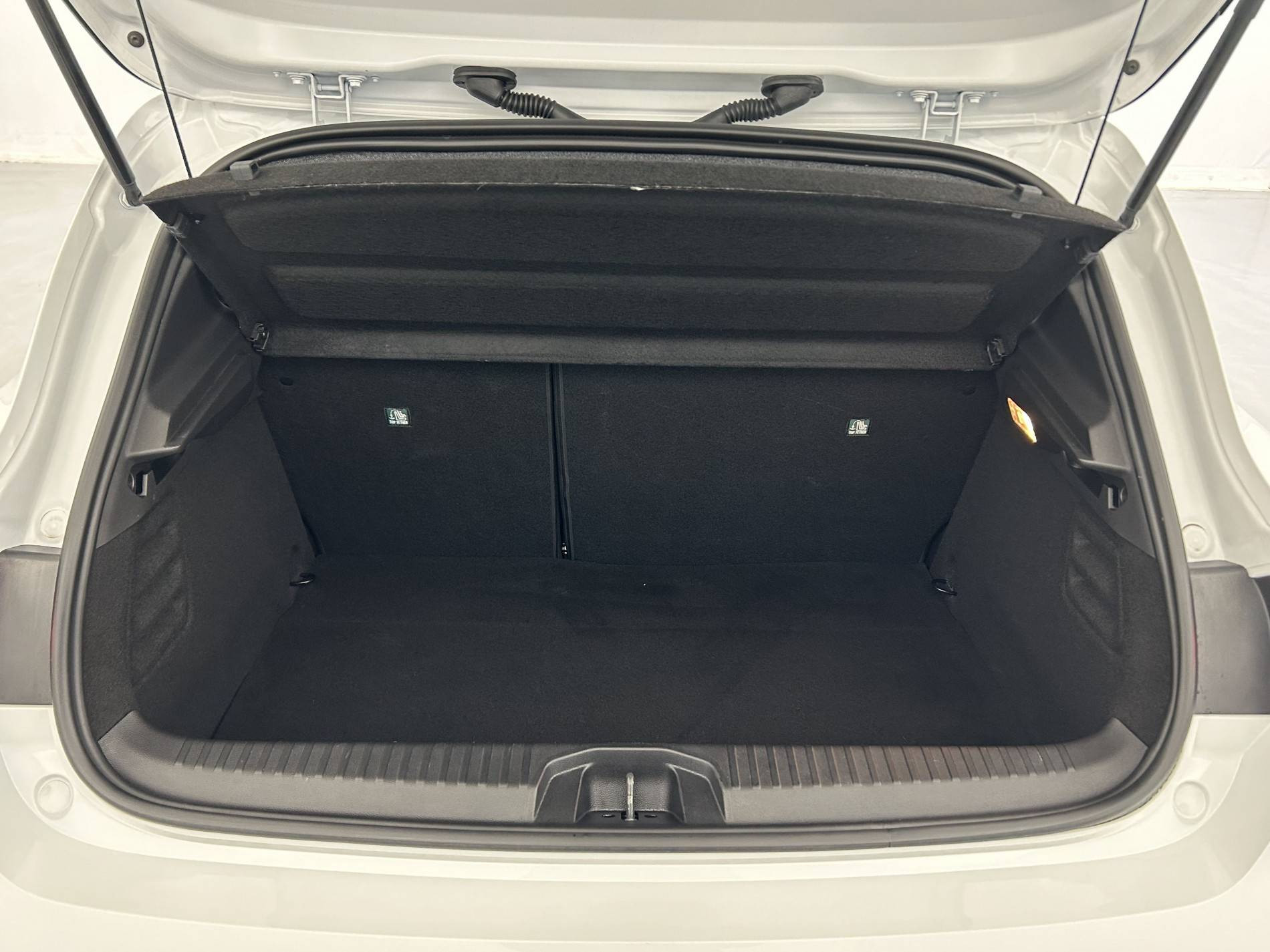 Vente en ligne Renault Clio 5 Clio E-Tech full hybrid 145 ch GSR2 au prix de 21 990 €