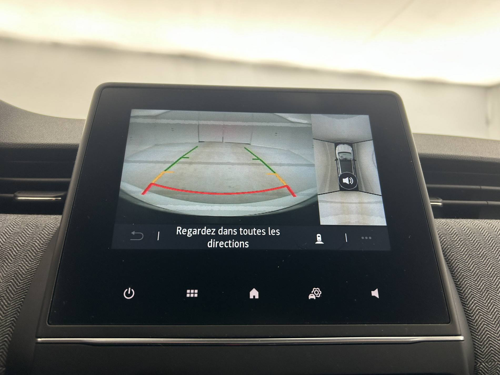 Vente en ligne Renault Clio 5 Clio E-Tech full hybrid 145 ch GSR2 au prix de 21 990 €