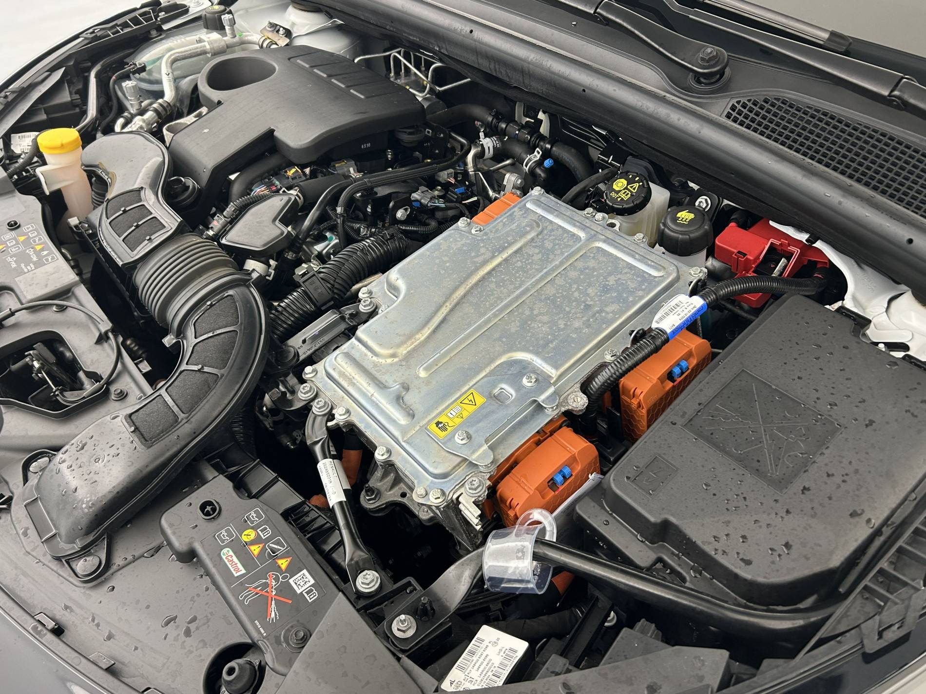 Vente en ligne Renault Clio 5 Clio E-Tech full hybrid 145 ch GSR2 au prix de 21 990 €