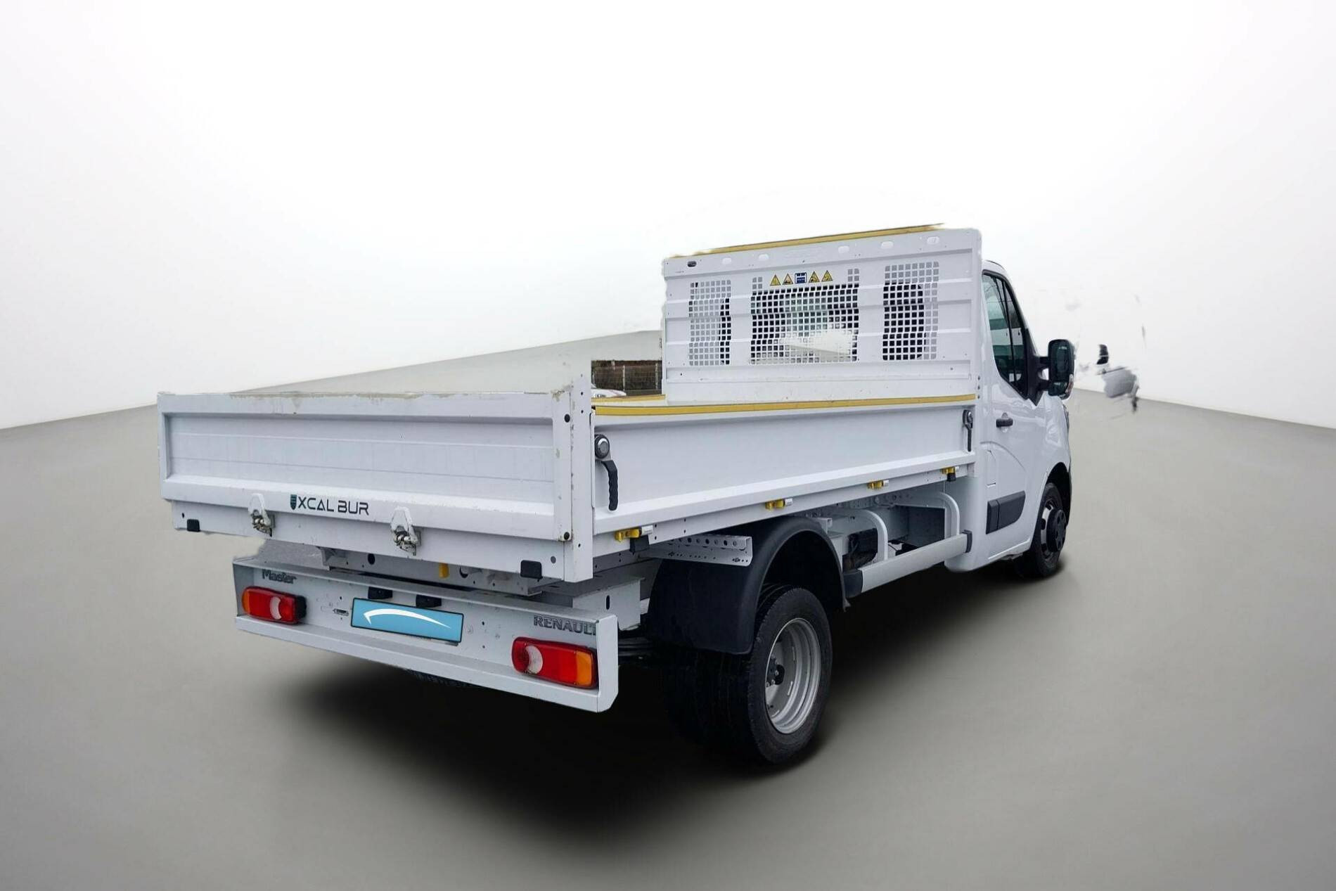 Vente en ligne Renault Master 3 Châssis Cabine MASTER BENNE CC PROP RJ3500 L2 PAFC BLUE DCI 130 EURO VI au prix de 34 990 €