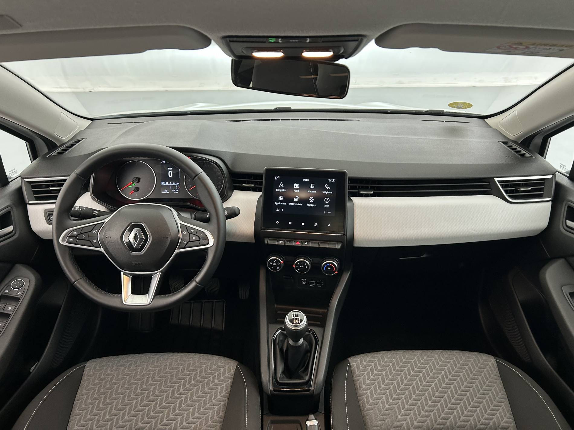 Vente en ligne Renault Clio 5 Clio Blue dCi 100 au prix de 15 490 €