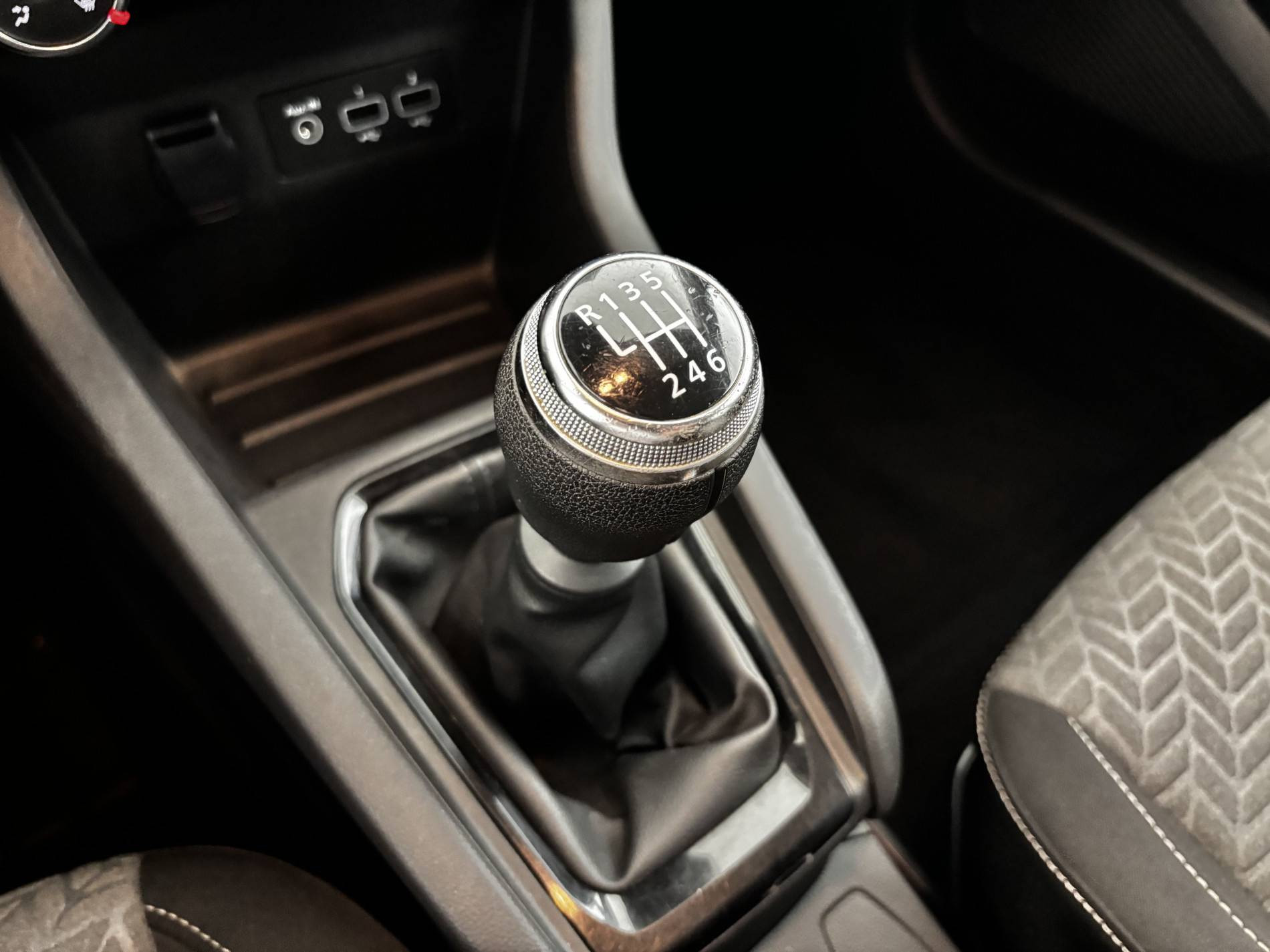 Vente en ligne Renault Clio 5 Clio Blue dCi 100 au prix de 14 490 €