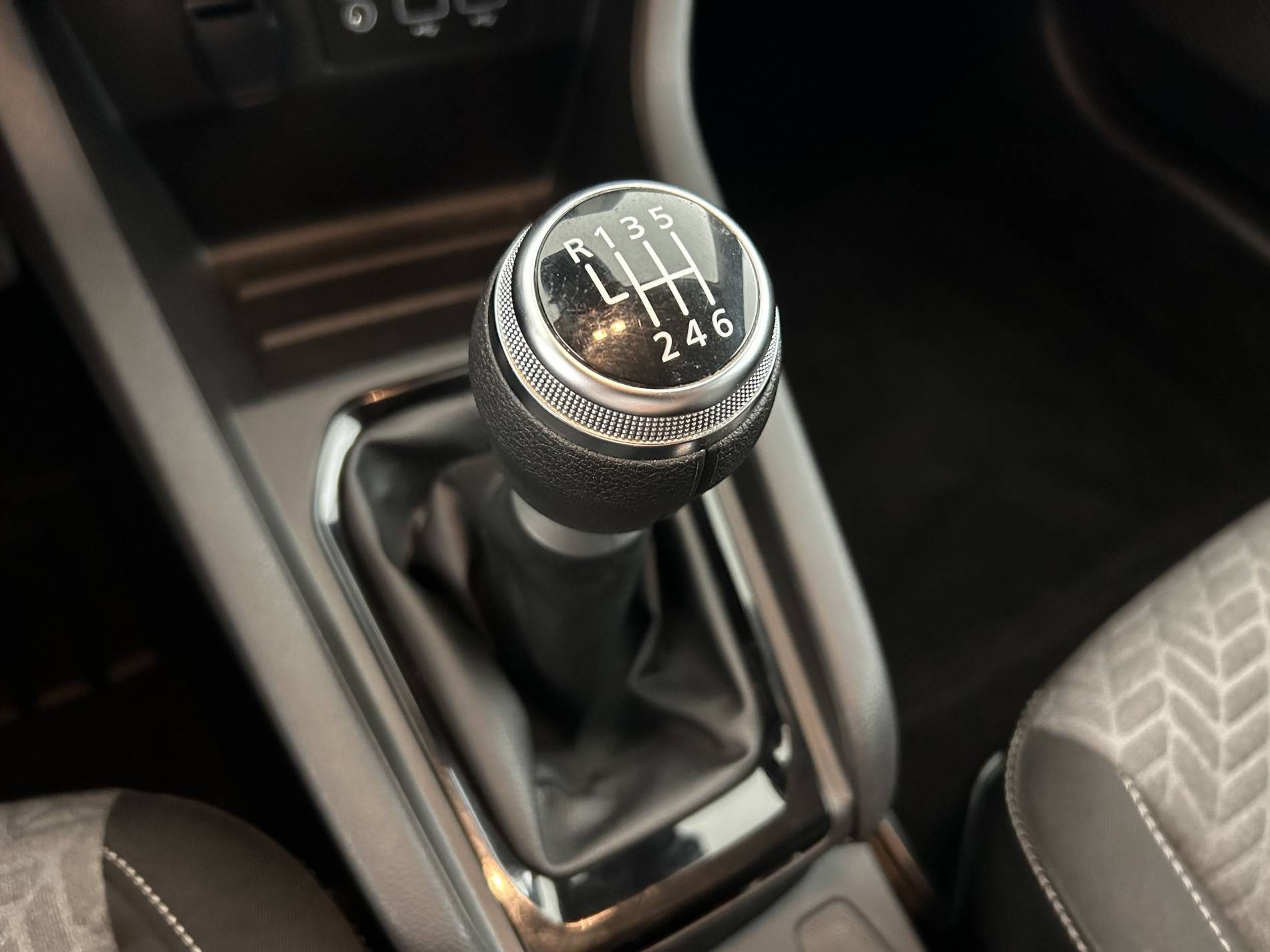 Vente en ligne Renault Clio 5 Clio Blue dCi 100 au prix de 15 490 €