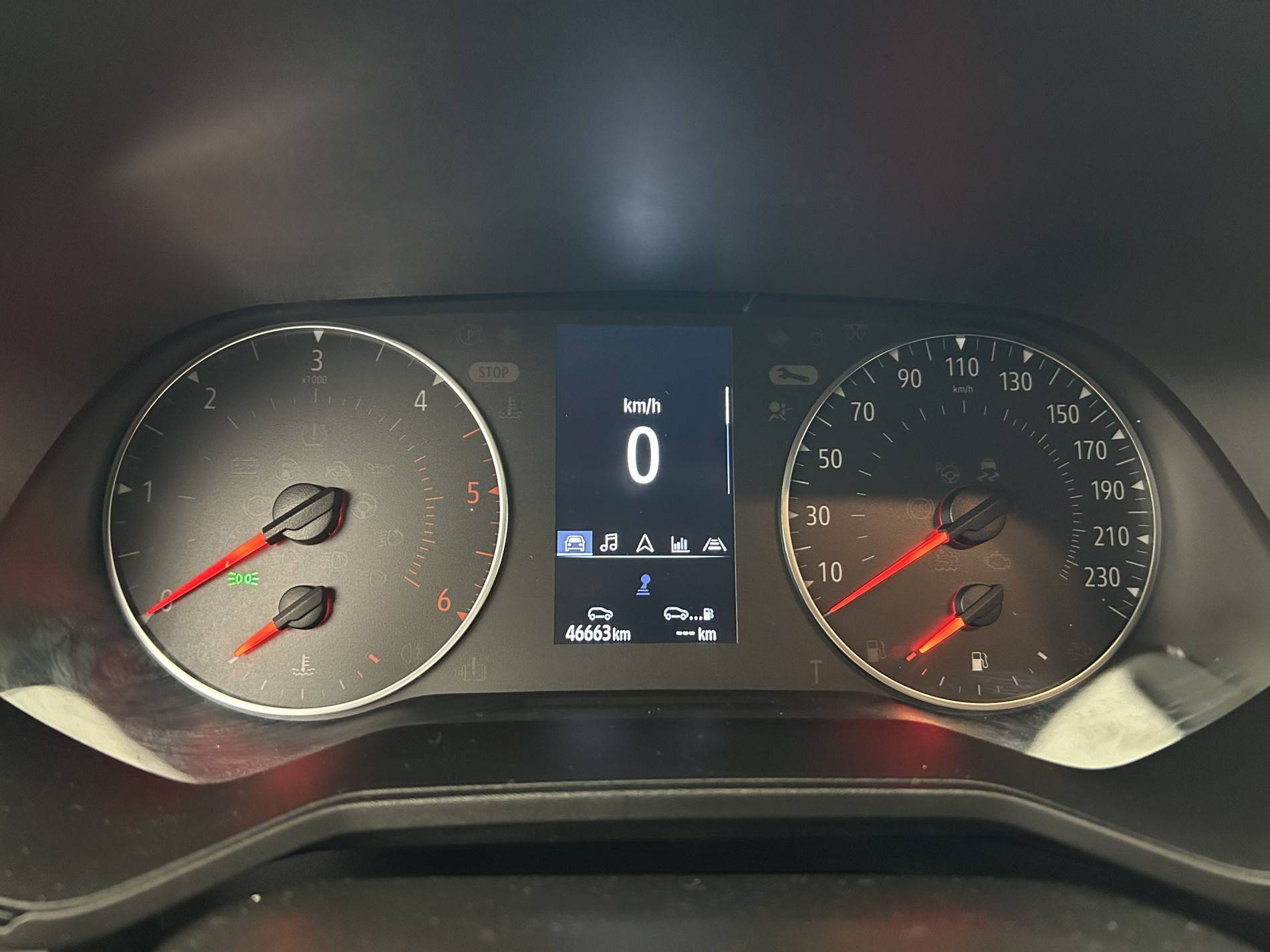 Vente en ligne Renault Clio 5 Clio Blue dCi 100 au prix de 15 490 €