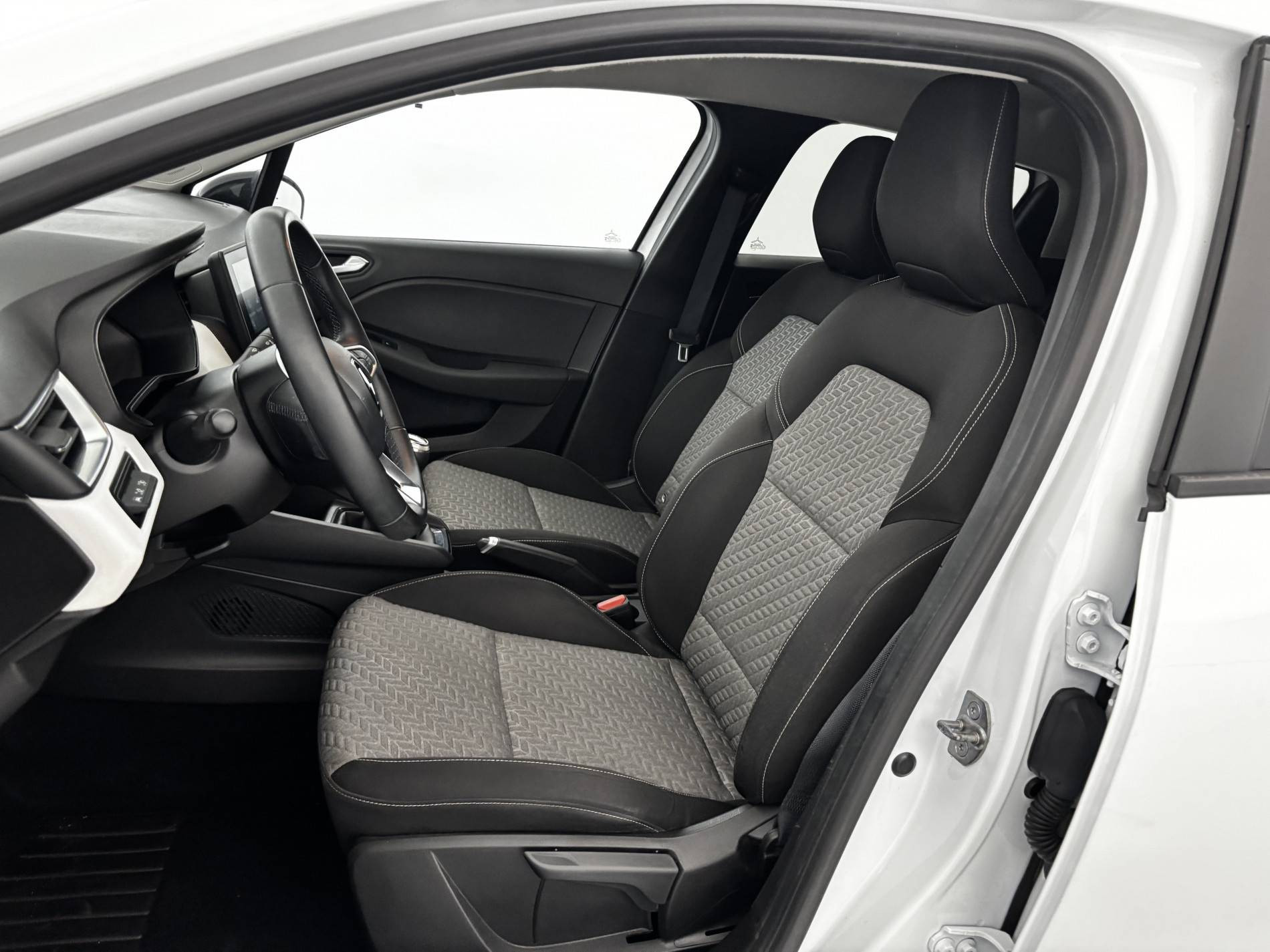 Vente en ligne Renault Clio 5 Clio Blue dCi 100 au prix de 14 490 €