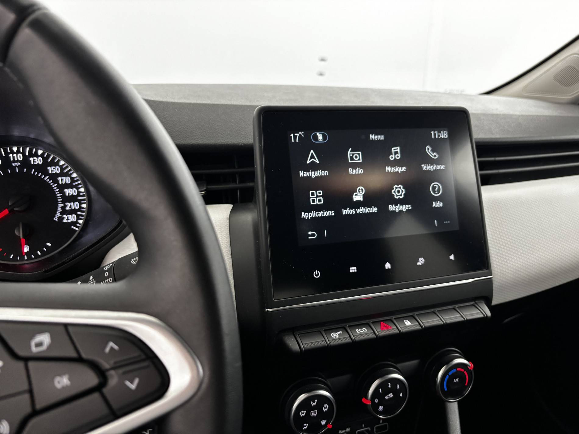 Vente en ligne Renault Clio 5 Clio Blue dCi 100 au prix de 14 490 €