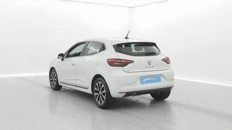 Vente en ligne Renault Clio 5 Clio TCe 90 - 21N au prix de 15 990 €