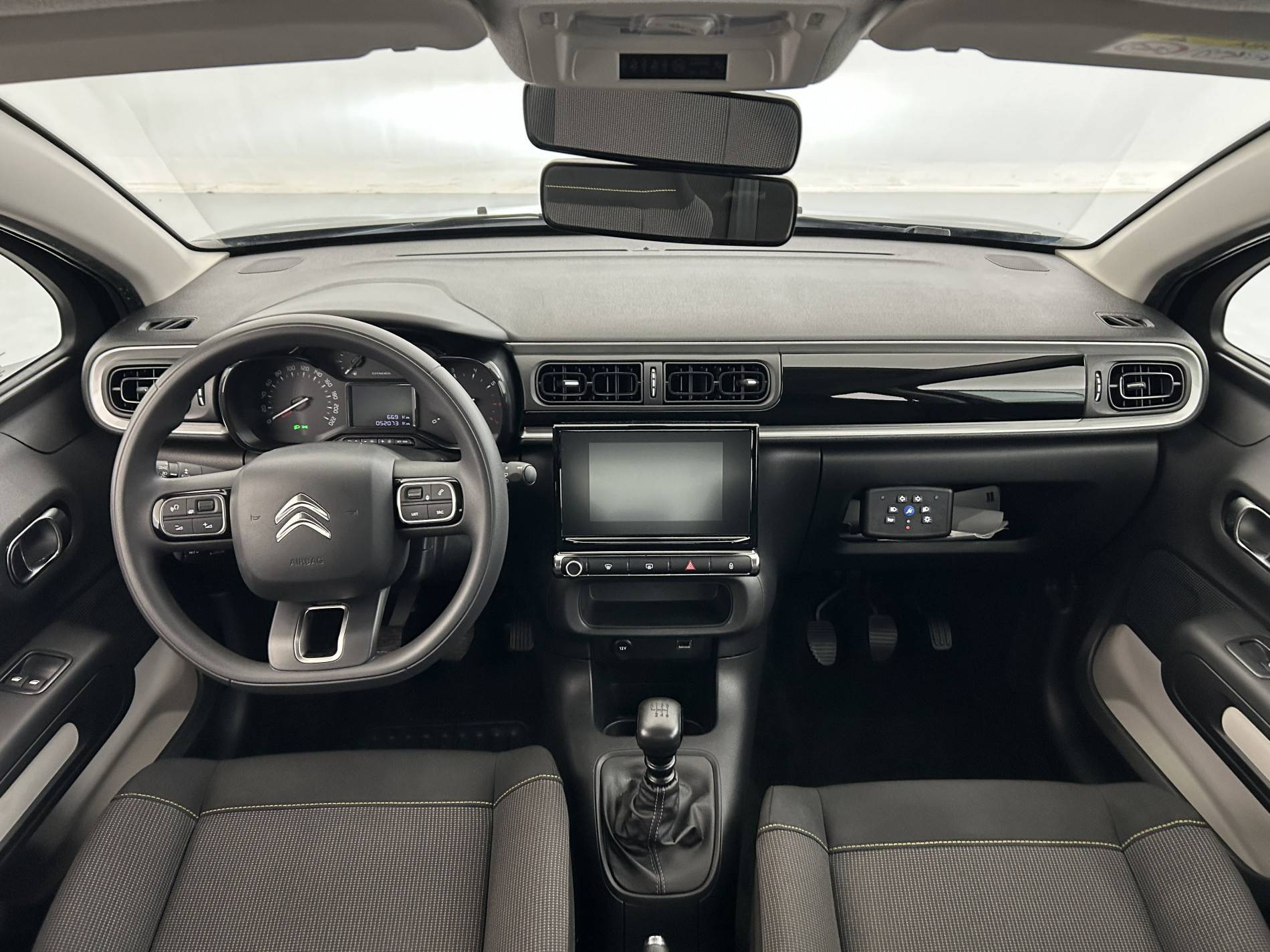 Vente en ligne Citroën C3  BlueHDi 100 ch BVM6 au prix de 12 990 €