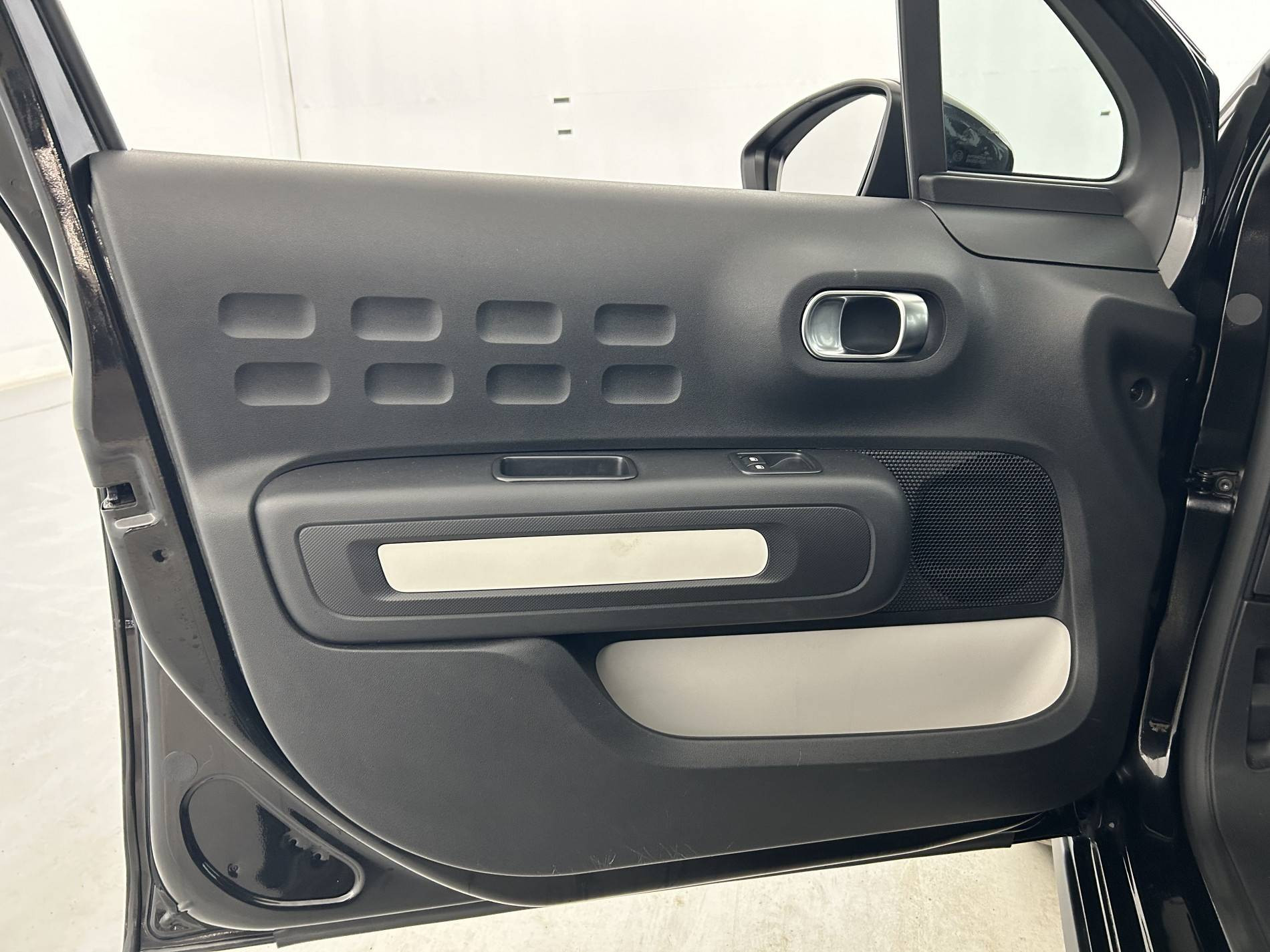 Vente en ligne Citroën C3  BlueHDi 100 ch BVM6 au prix de 12 990 €