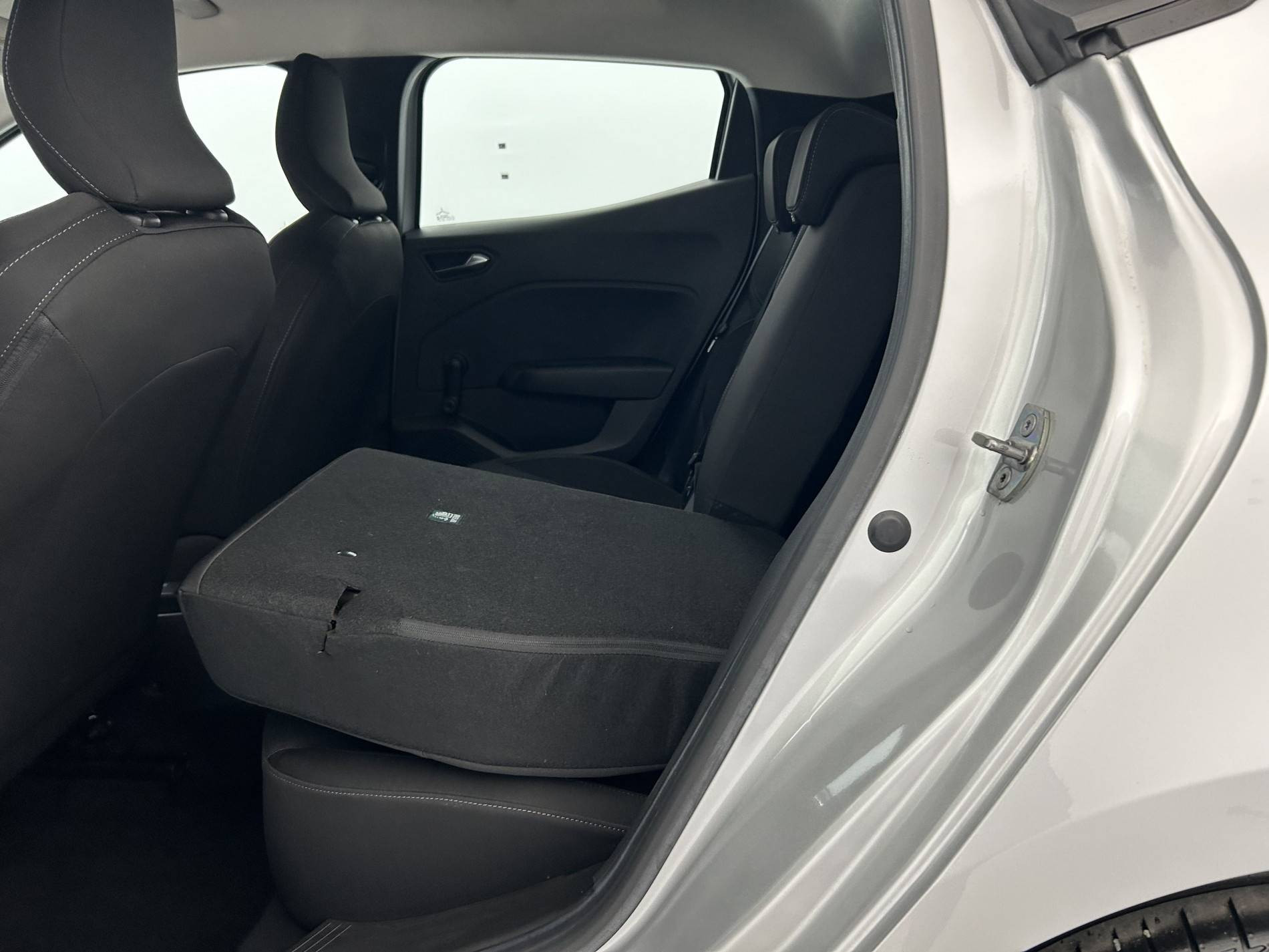 Vente en ligne Renault Clio 5 Clio TCe 90 au prix de 13 990 €