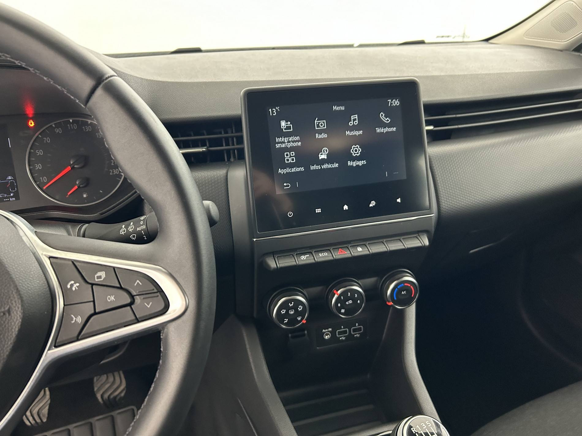 Vente en ligne Renault Clio 5 Clio TCe 90 au prix de 13 990 €