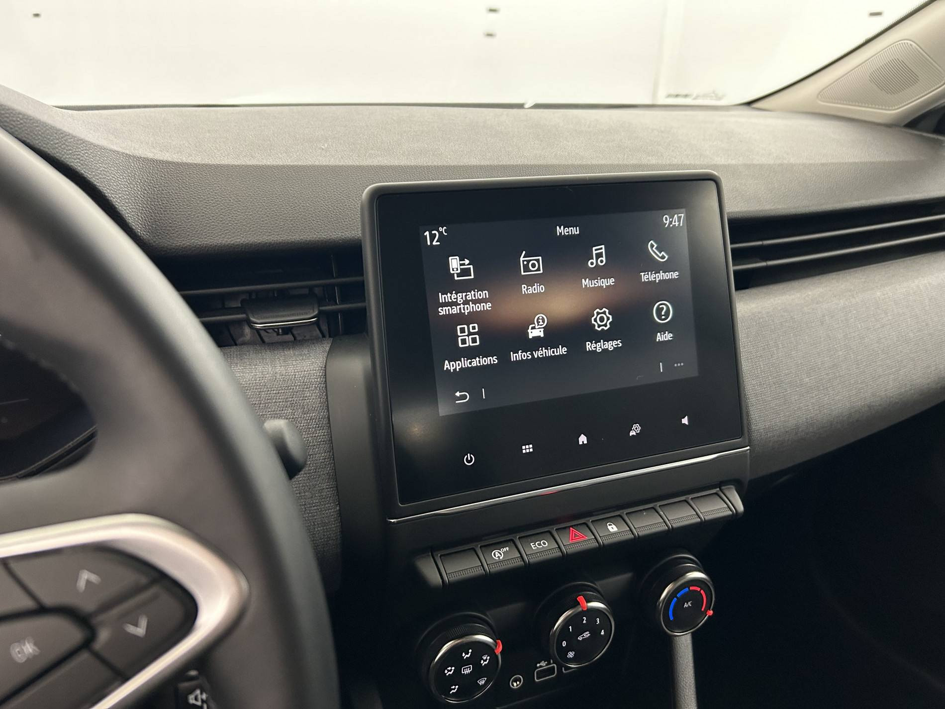 Vente en ligne Renault Clio 5 Clio TCe 90 au prix de 15 990 €