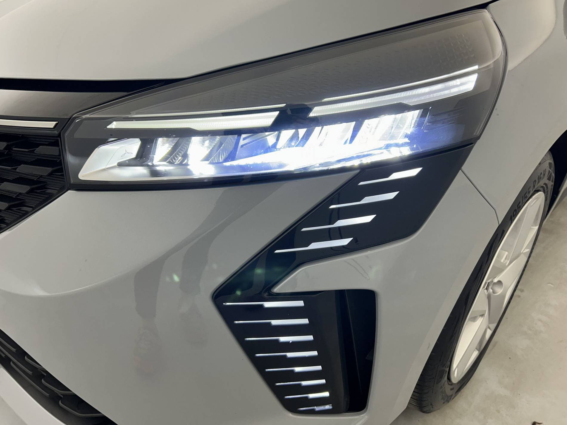 Vente en ligne Renault Clio 5 Clio TCe 90 au prix de 15 990 €