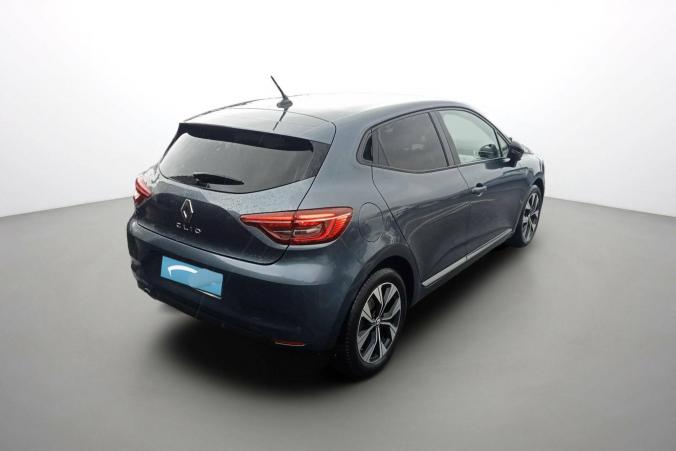 Vente en ligne Renault Clio 5 Clio Blue dCi 100 au prix de 14 570 €