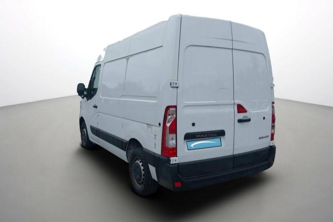 Vente en ligne Renault Master Fourgon MASTER FGN TRAC F3300 L1H2 BLUE DCI 135 au prix de 23 970 €