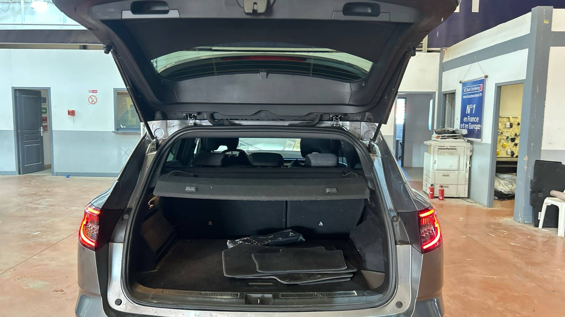 Vente en ligne Renault Austral  E-Tech hybrid 200 au prix de 27 890 €