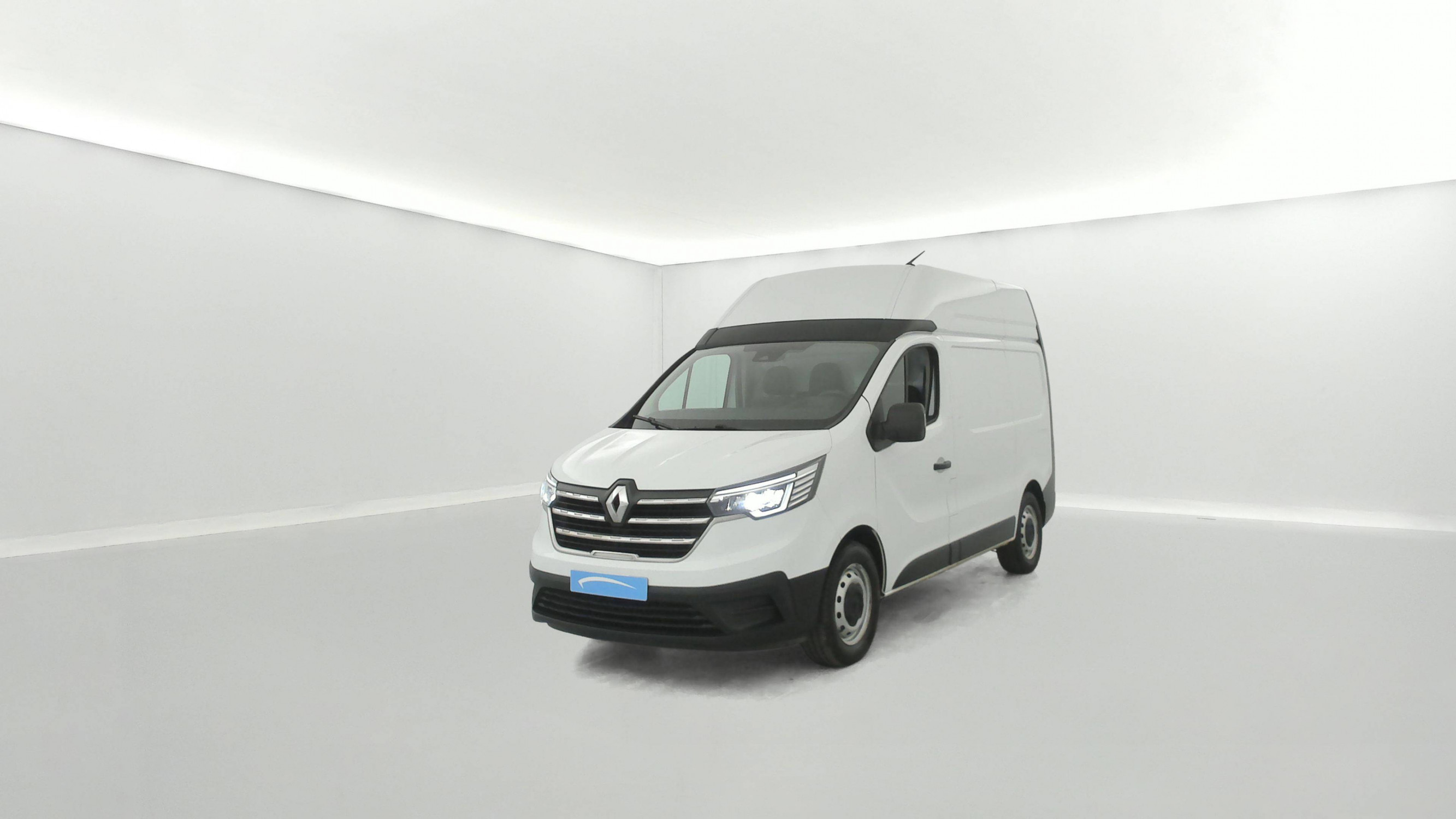 Renault Trafic 3 Fourgon TRAFIC FGN L1H2 3000 KG BLUE DCI 150 occasion de 2022 en vente à Quimper