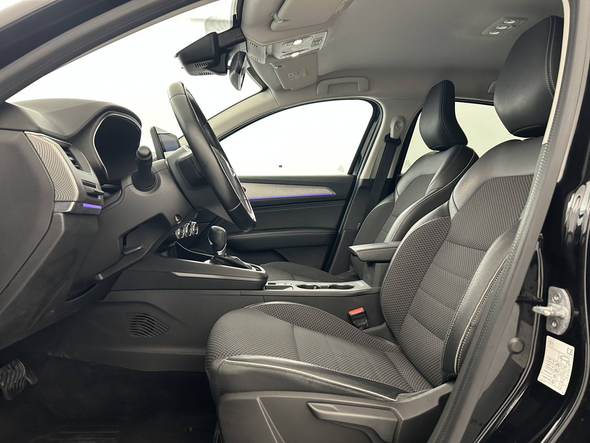 Vente en ligne Renault Arkana  E-Tech 145 - 21B au prix de 16 990 €