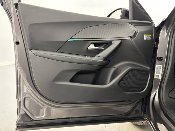 Vente en ligne Peugeot 2008  PureTech 130 S&S EAT8 au prix de 16 970 €