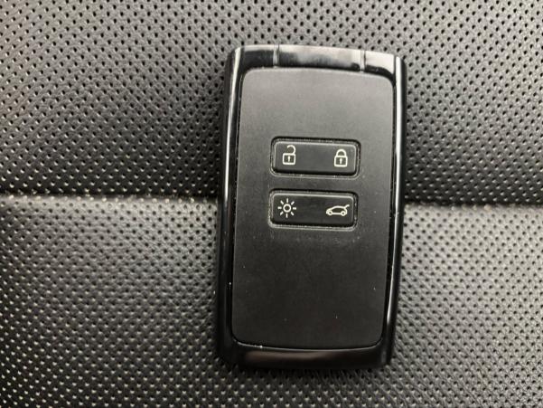 Vente en ligne Renault Arkana  E-Tech 145 au prix de 24 850 €
