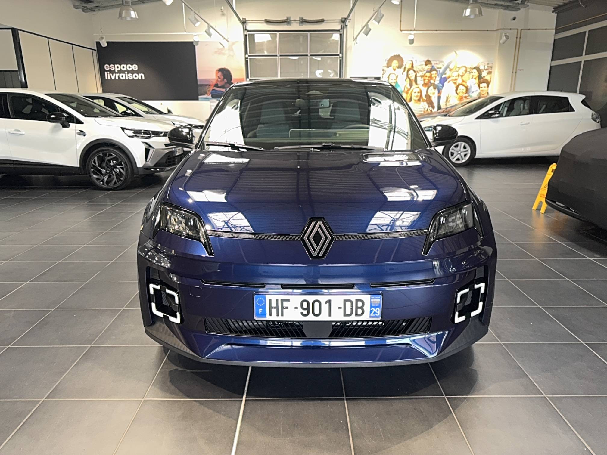 Vente en ligne Renault R5 E-Tech  150 ch autonomie confort au prix de 34 590 €