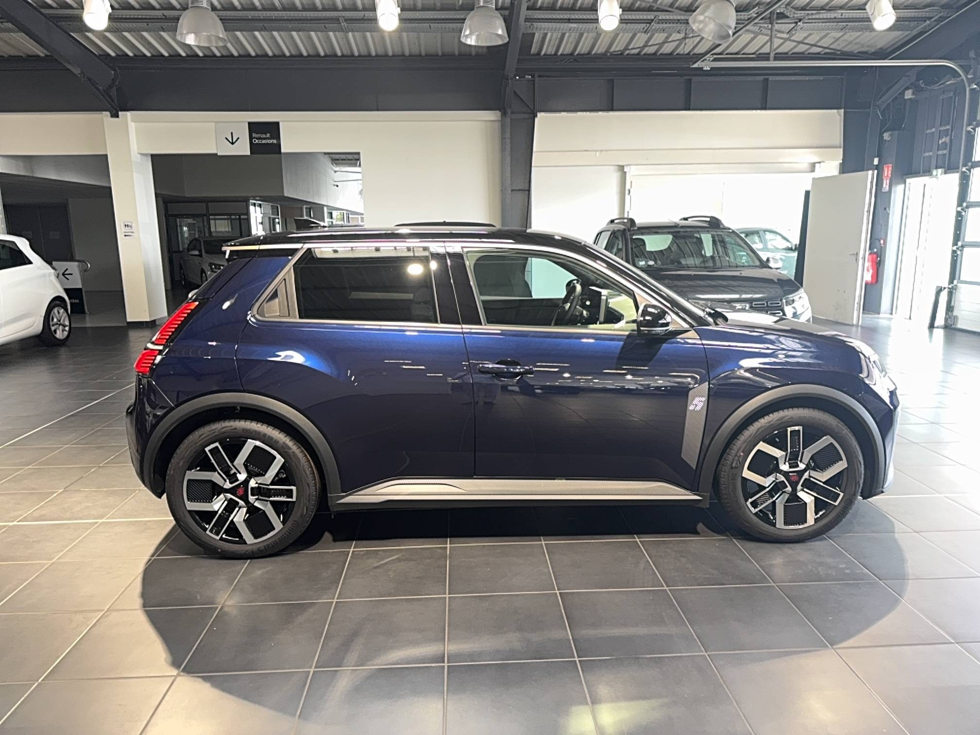 Vente en ligne Renault R5 E-Tech  150 ch autonomie confort au prix de 34 590 €