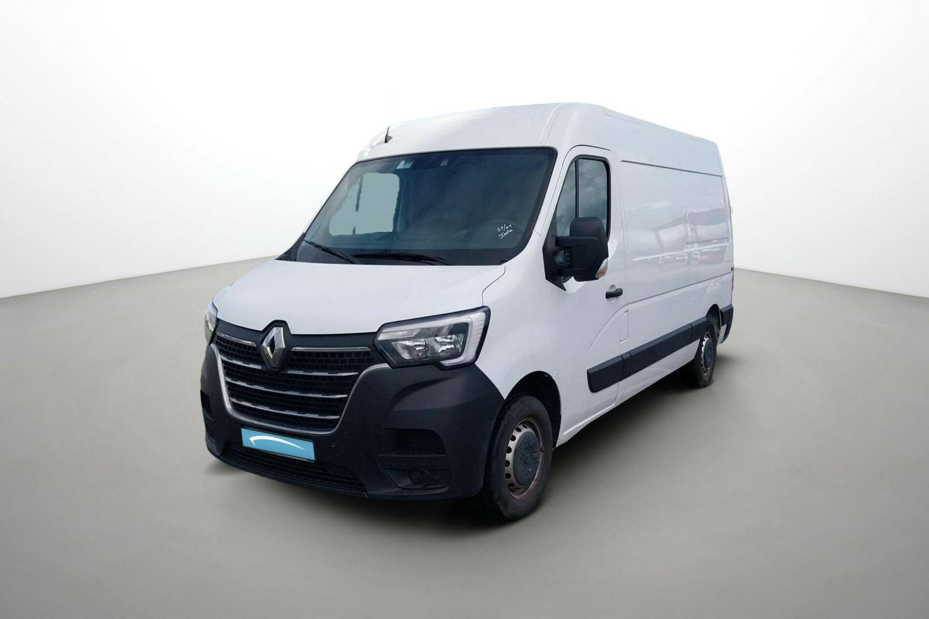 Renault Master Fourgon MASTER FGN TRAC F3300 L2H2 BLUE DCI 135 occasion de 2022 en vente à Quimper