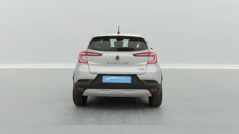 Vente en ligne Renault Captur  E-Tech 145 - 21 au prix de 17 670 €