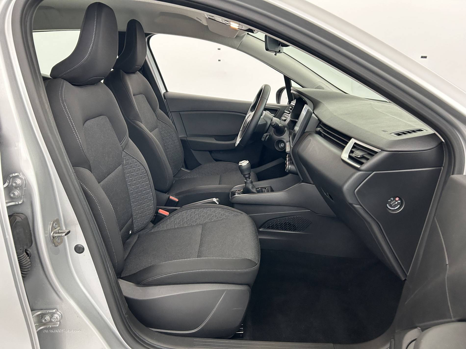 Vente en ligne Renault Clio 5 Clio TCe 90 au prix de 13 990 €