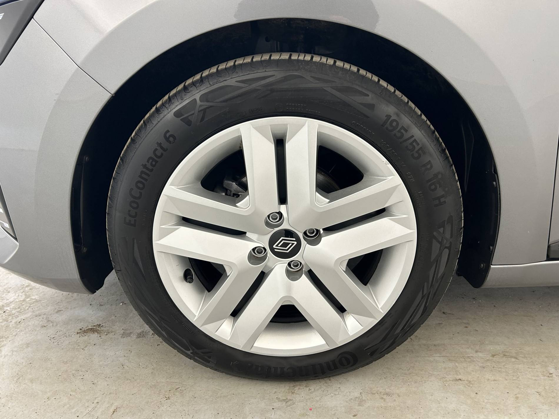 Vente en ligne Renault Clio 5 Clio TCe 90 au prix de 16 490 €