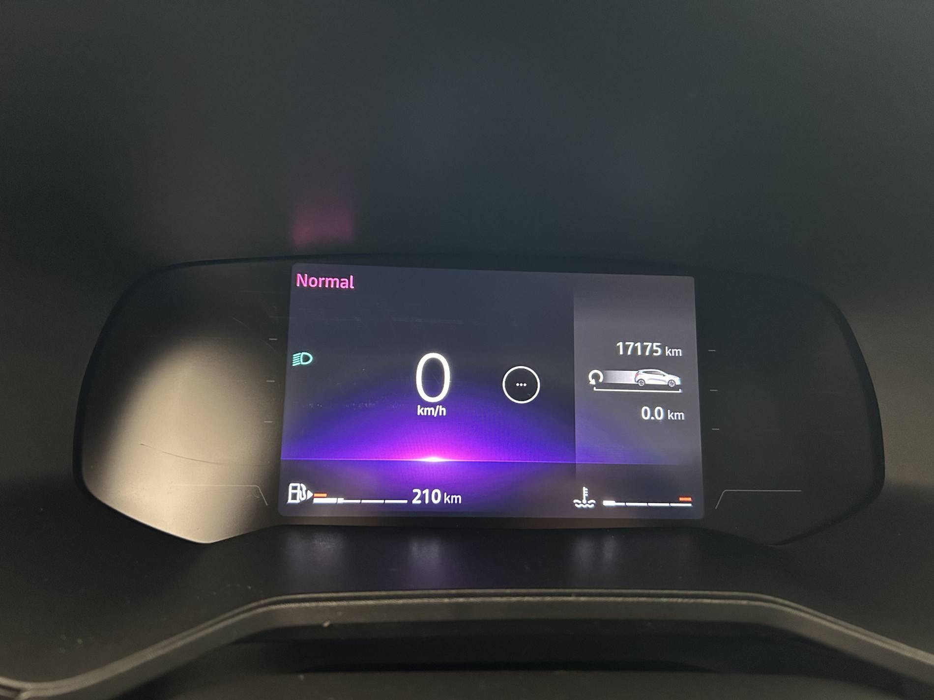 Vente en ligne Renault Clio 5 Clio TCe 90 au prix de 16 490 €